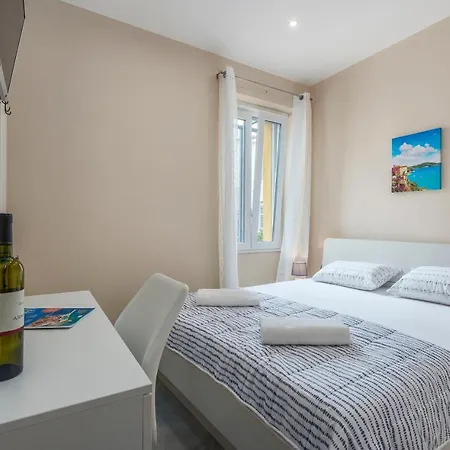 Roberto Oda ve Kahvaltı Poreč