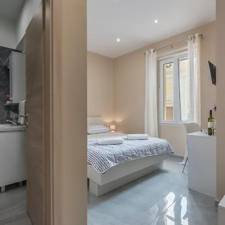 Roberto Bed & Breakfast Porec