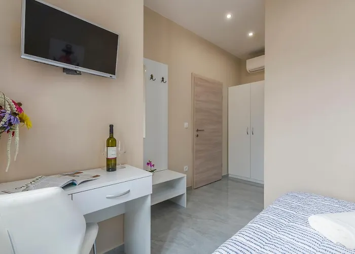 Roberto 3* 포레치